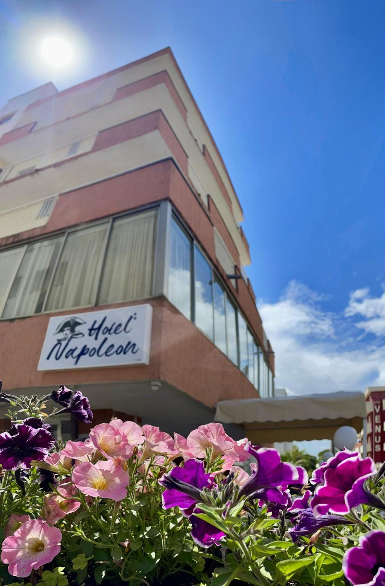 Hotel Napoleon Riccione Exteriér fotografie